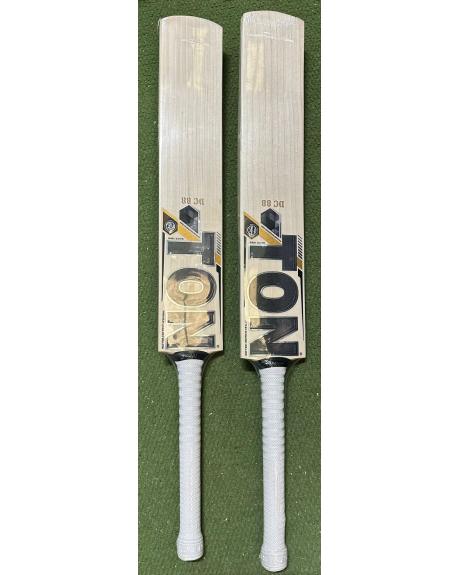 SS TON players cricket bat ( DEVON CONWAY))