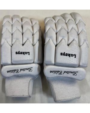 LUKEYS LIMITED EDITION  CRICKET BATTING GLOVES 